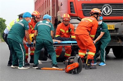 杜尔伯特沛县道路救援